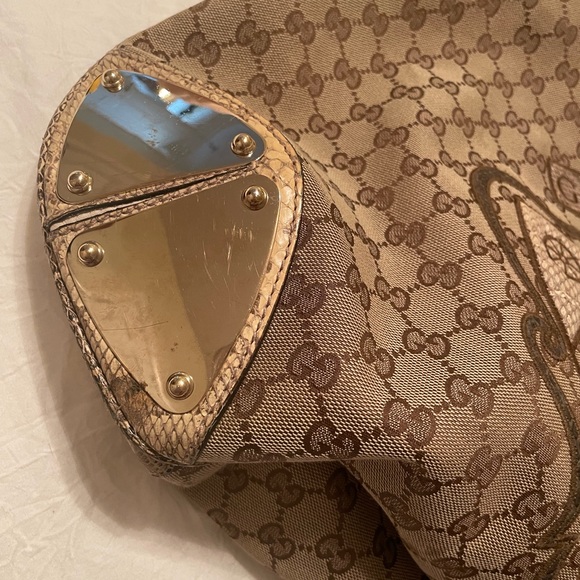 Gucci. Hobo Python, leather suede interior gorgeous - Picture 12 of 16